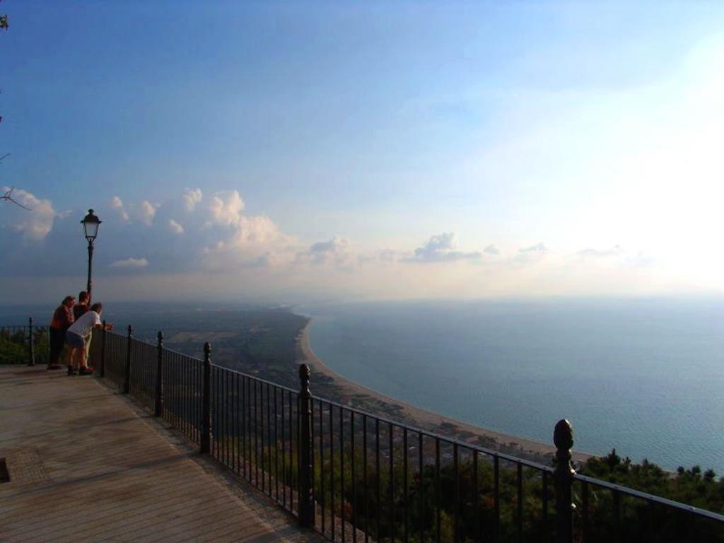 Villa Magnolia Appartamenti Nicotera Esterno foto
